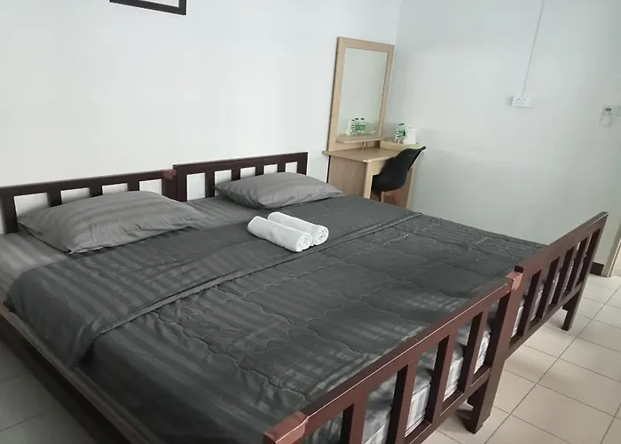 Sleep Dee Hostel
